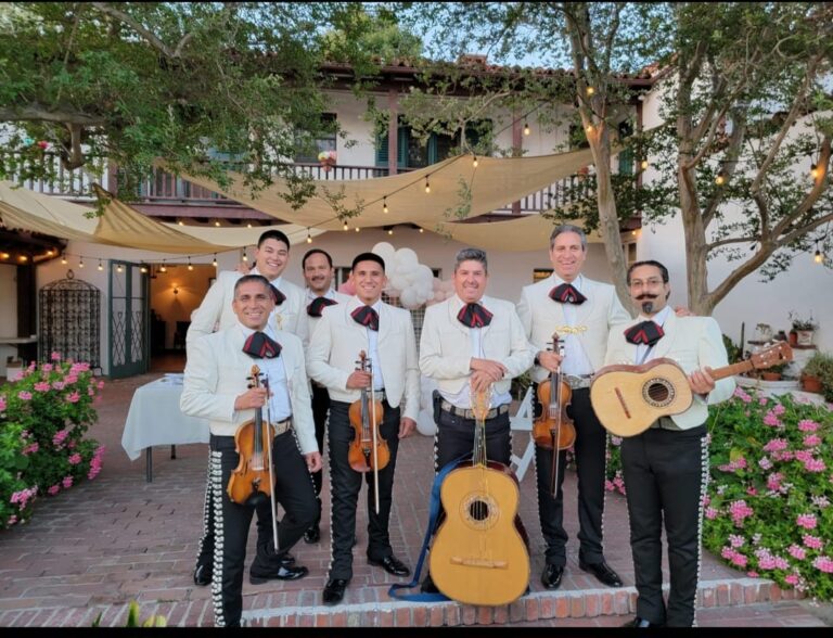 Francisco y su mariachi