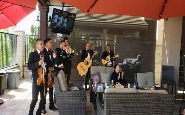 Francisco y su mariachi