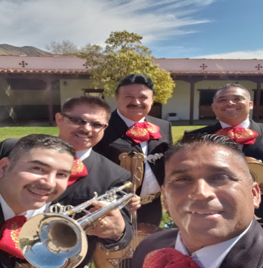 Francisco y su mariachi