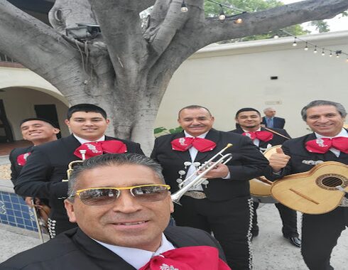 Francisco y su mariachi